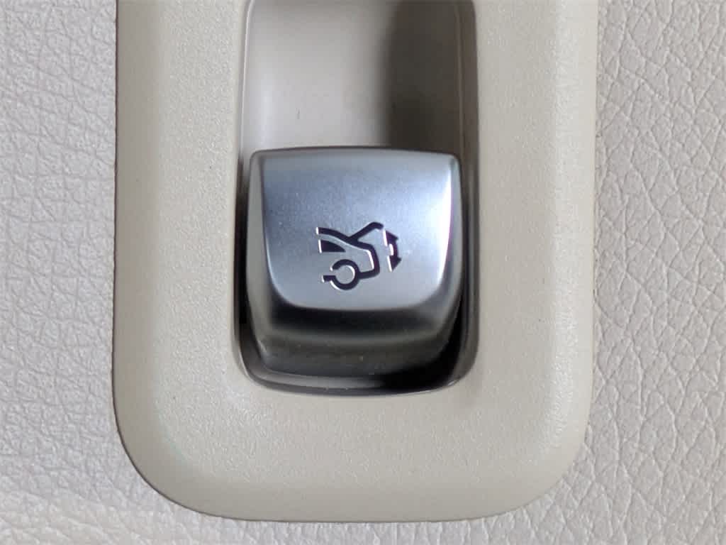 Thumbnail: 2019 Mercedes-Benz C-Class - 30