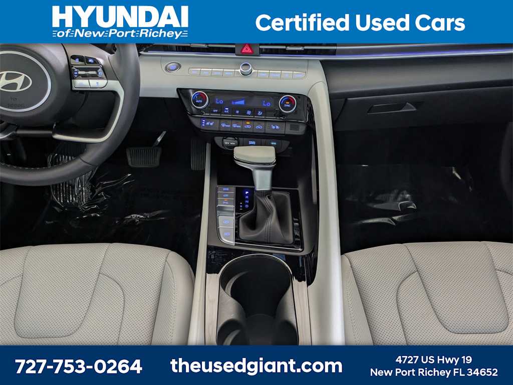 Thumbnail: 2024 Hyundai Elantra - 20