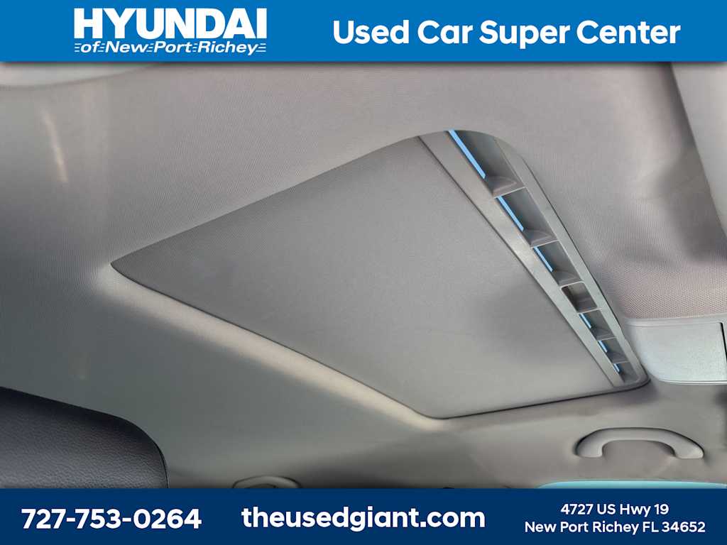 Thumbnail: 2018 Volkswagen Passat - 10