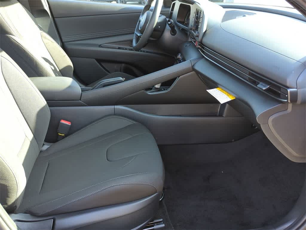 Thumbnail: 2026 Hyundai Elantra - 22