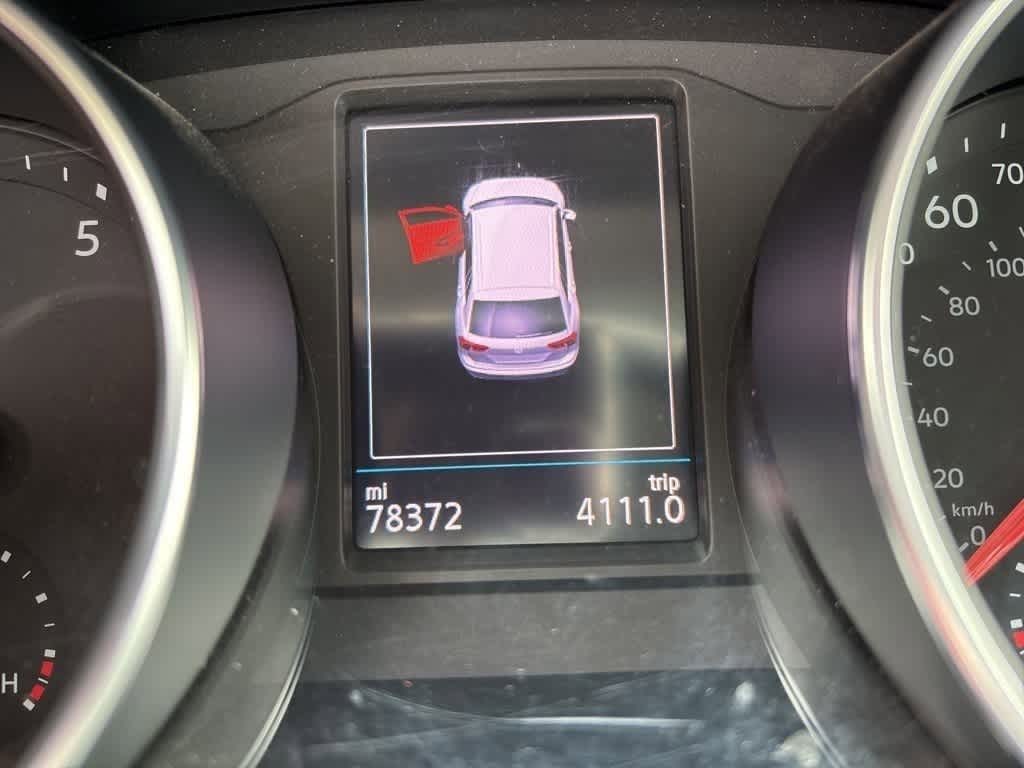 Thumbnail: 2021 Volkswagen Tiguan - 14