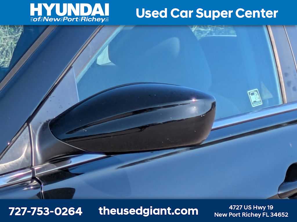 Thumbnail: 2012 Hyundai Sonata - 11
