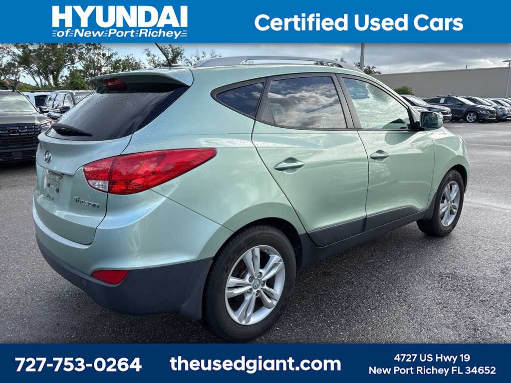 Thumbnail: 2013 Hyundai Tucson - 3