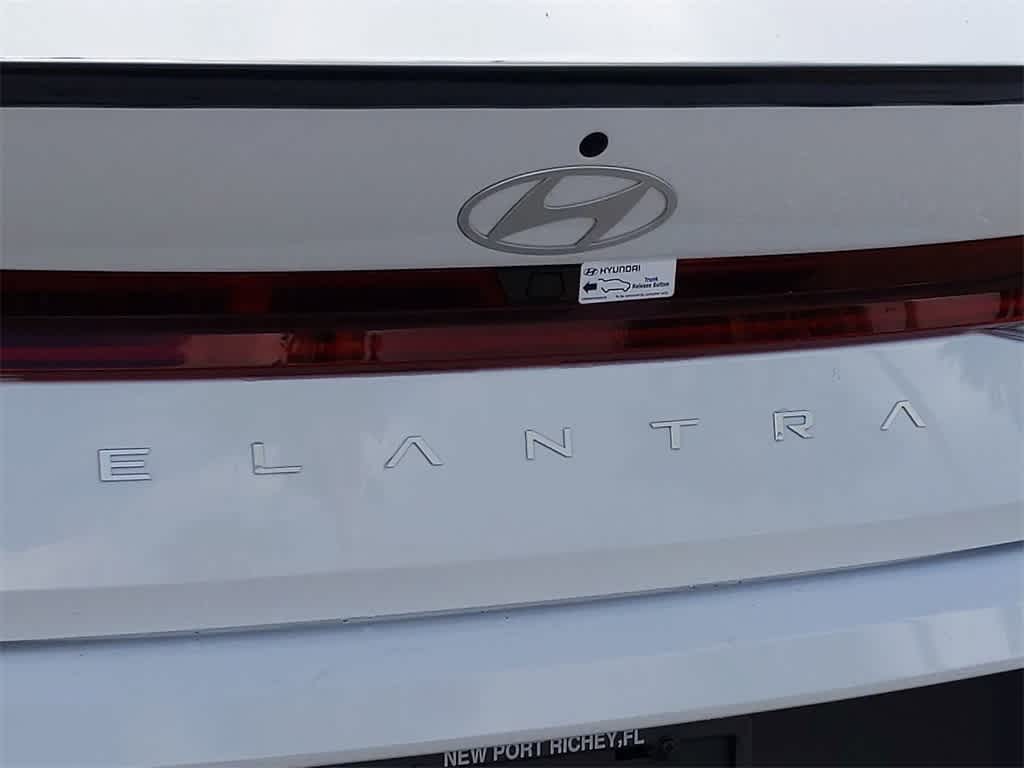 Thumbnail: 2025 Hyundai Elantra - 11