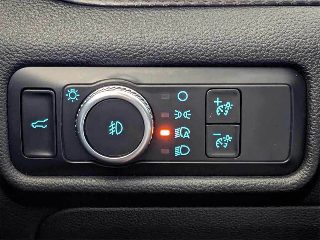 Thumbnail: 2020 Ford Explorer - 34