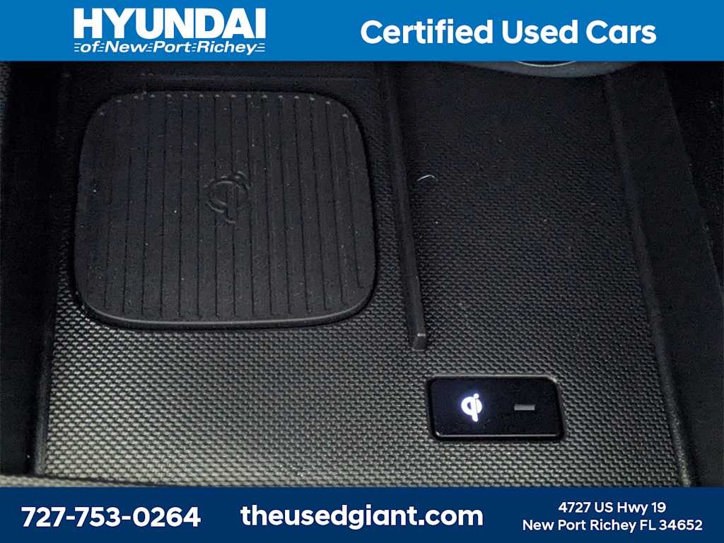 Thumbnail: 2025 Hyundai Elantra - 25