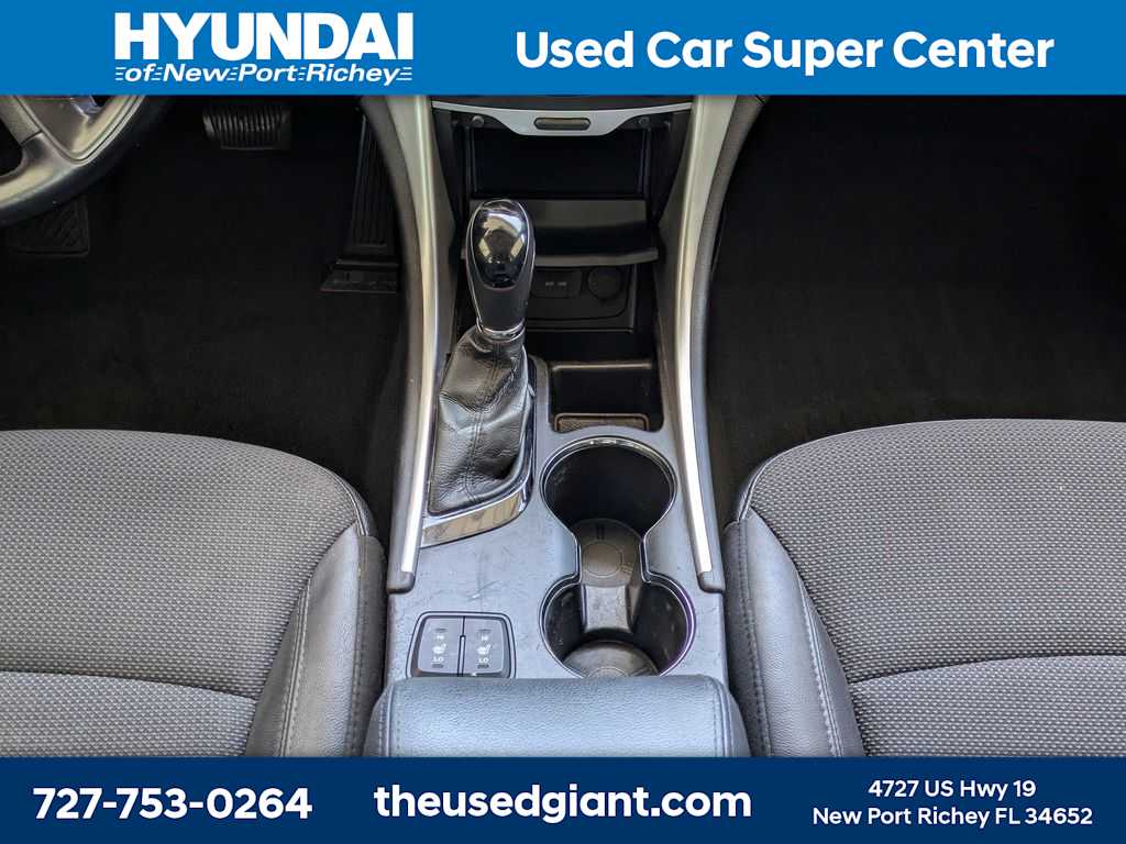 Thumbnail: 2014 Hyundai Sonata - 18