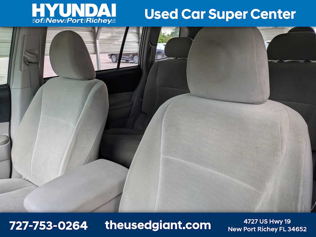 Thumbnail: 2012 Toyota Highlander - 7