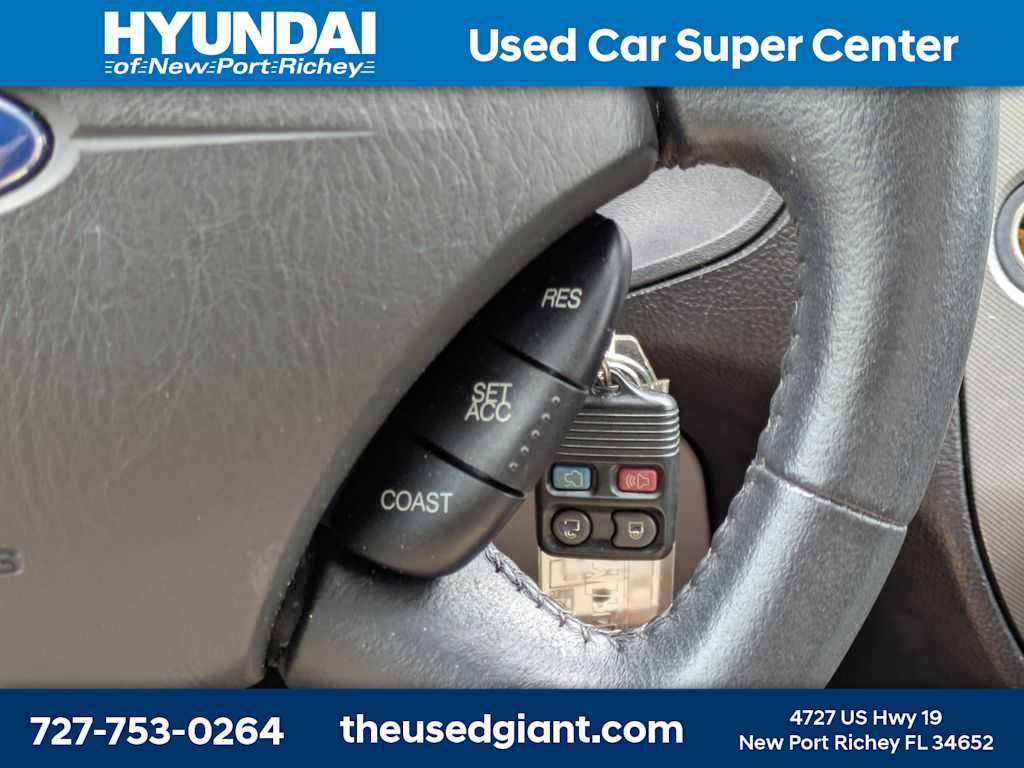 Thumbnail: 2007 Ford Focus - 27