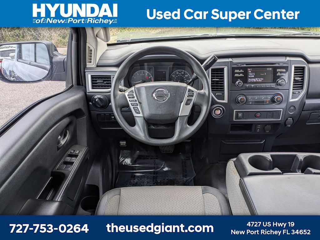 Thumbnail: 2018 Nissan Titan - 16