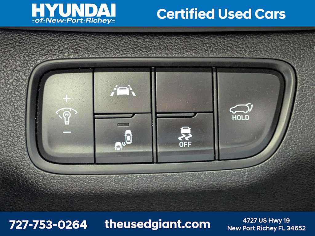 Thumbnail: 2020 Hyundai Santa Fe - 29