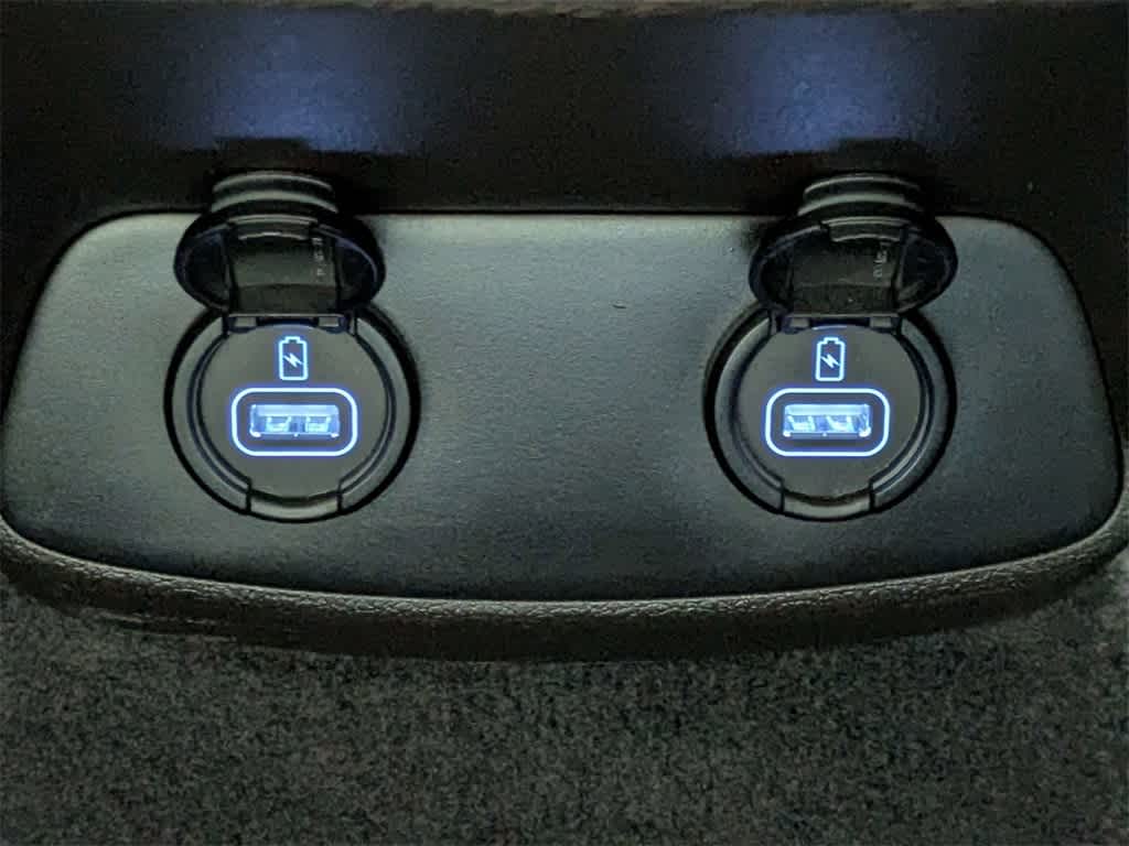 Thumbnail: 2020 Hyundai Santa Fe - 15