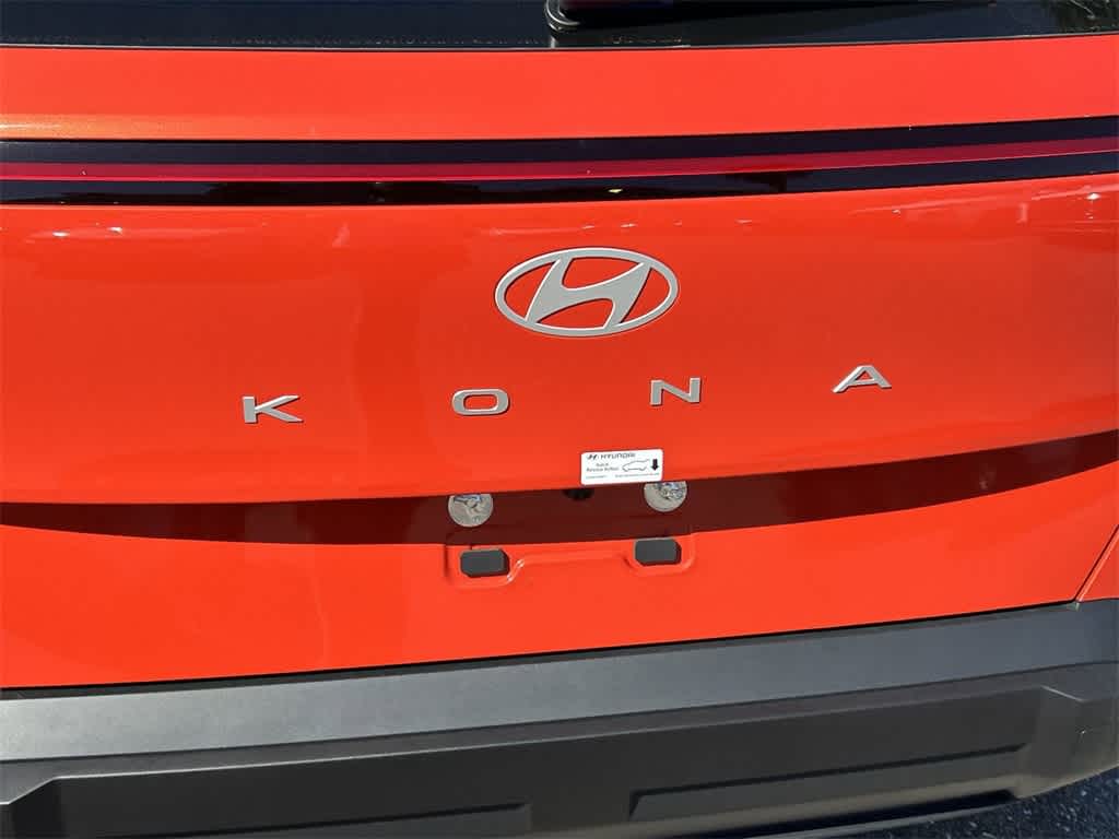 2025 Hyundai Kona SE 11