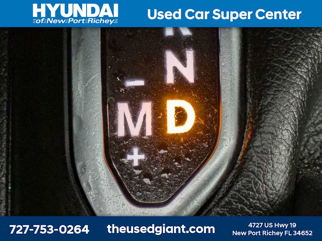 Thumbnail: 2022 Jeep Wrangler - 28