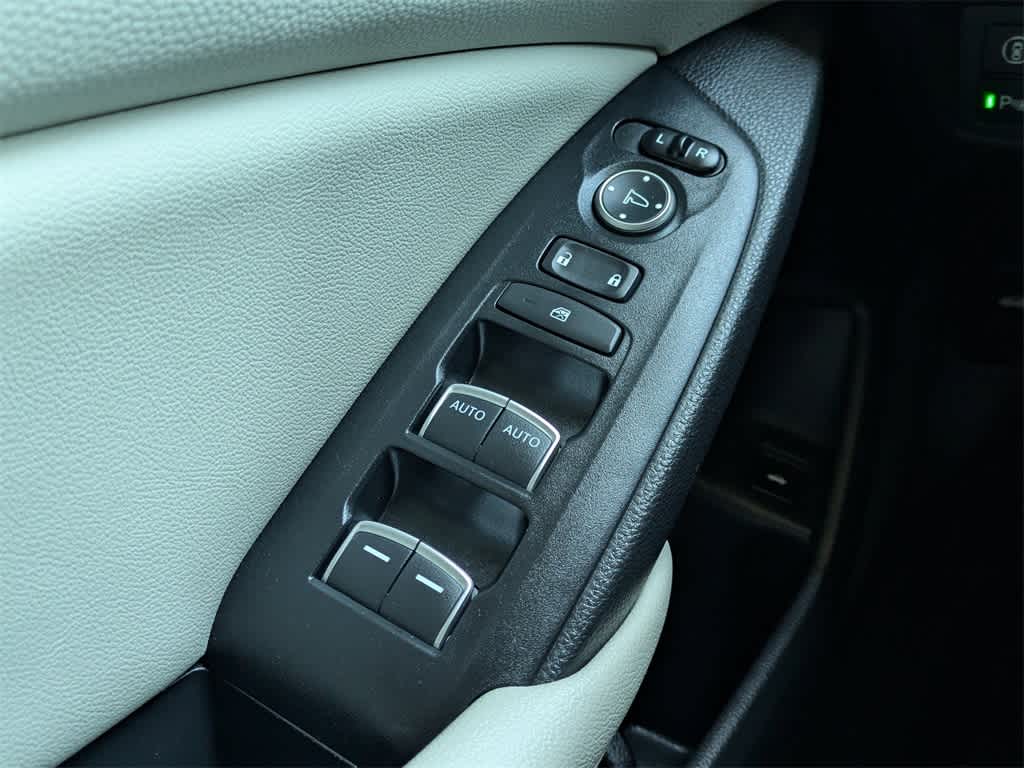 Thumbnail: 2021 Honda Accord - 33