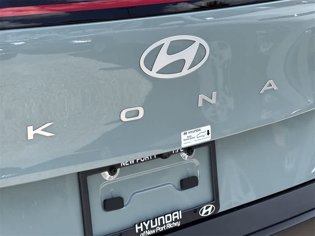 2025 Hyundai Kona SEL 11