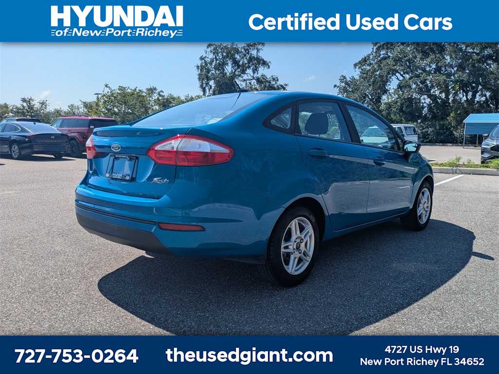 Thumbnail: 2017 Ford Fiesta - 5