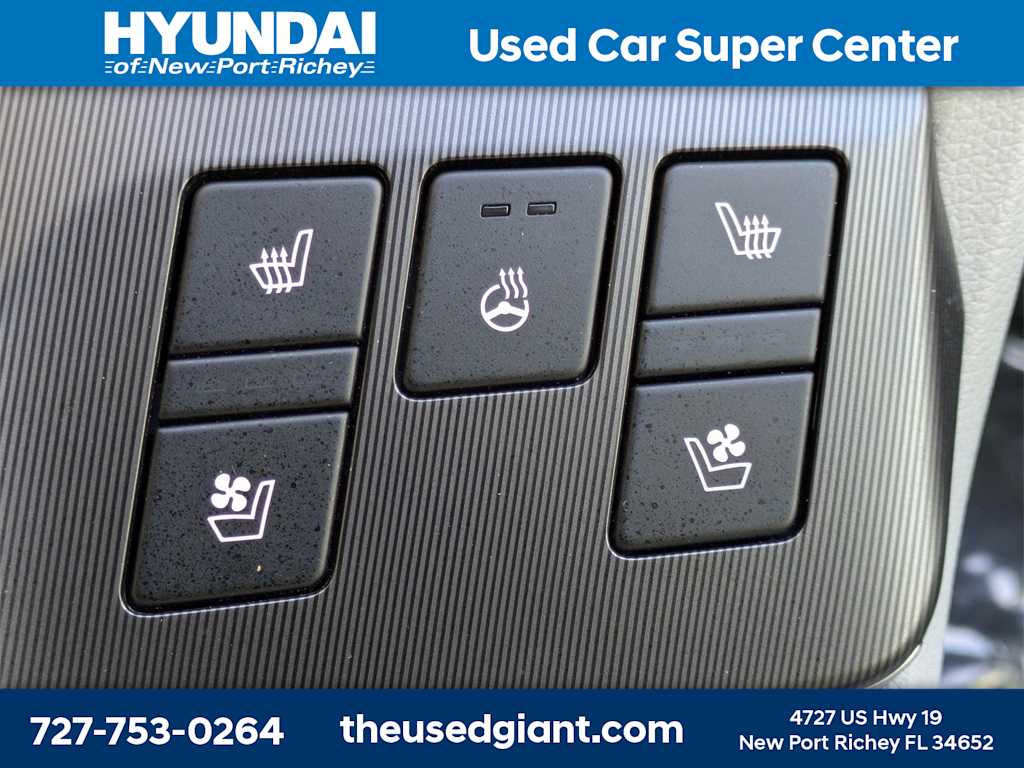 Thumbnail: 2026 Kia Sportage - 32