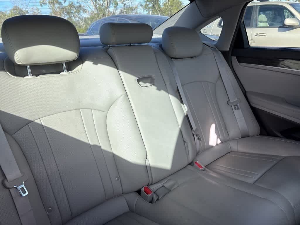 Thumbnail: 2018 Genesis G80 - 10