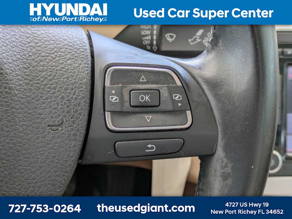 Thumbnail: 2013 Volkswagen CC - 31