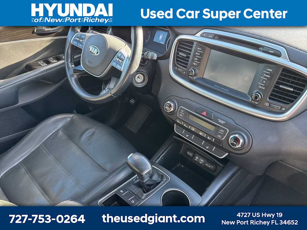 Thumbnail: 2019 Kia Sorento - 6