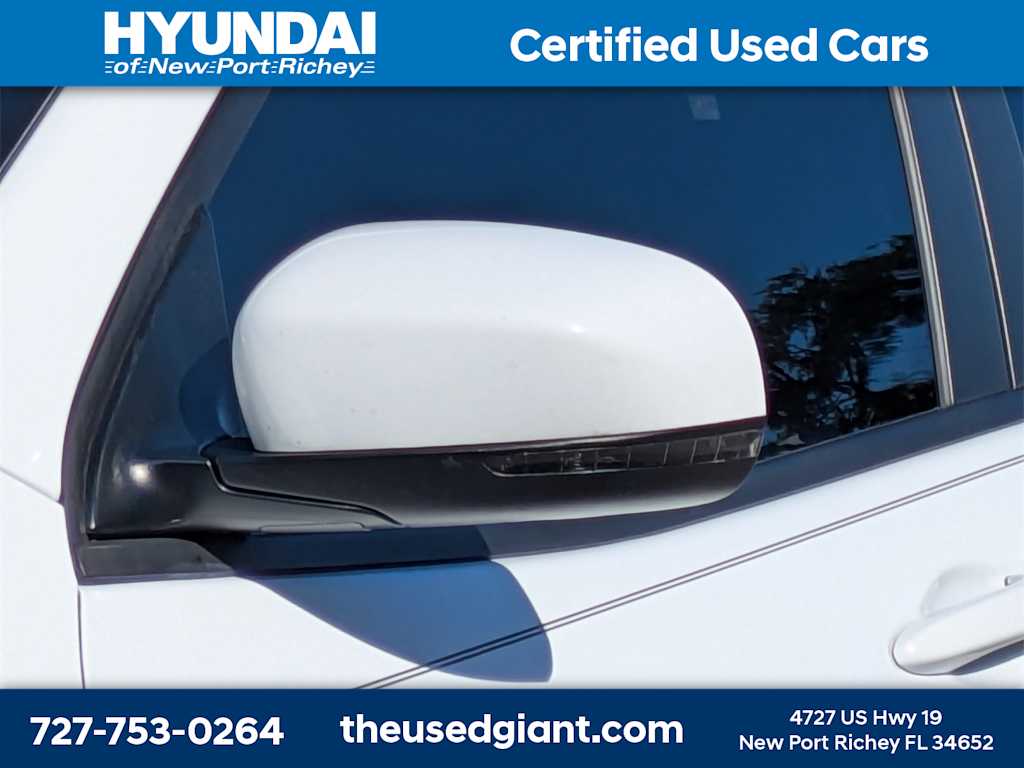 Thumbnail: 2020 Jeep Cherokee - 11