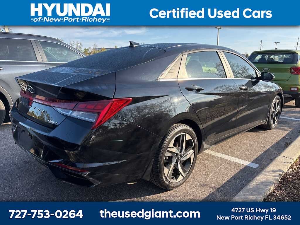 Certified 2022 Hyundai Elantra Limited Sedan