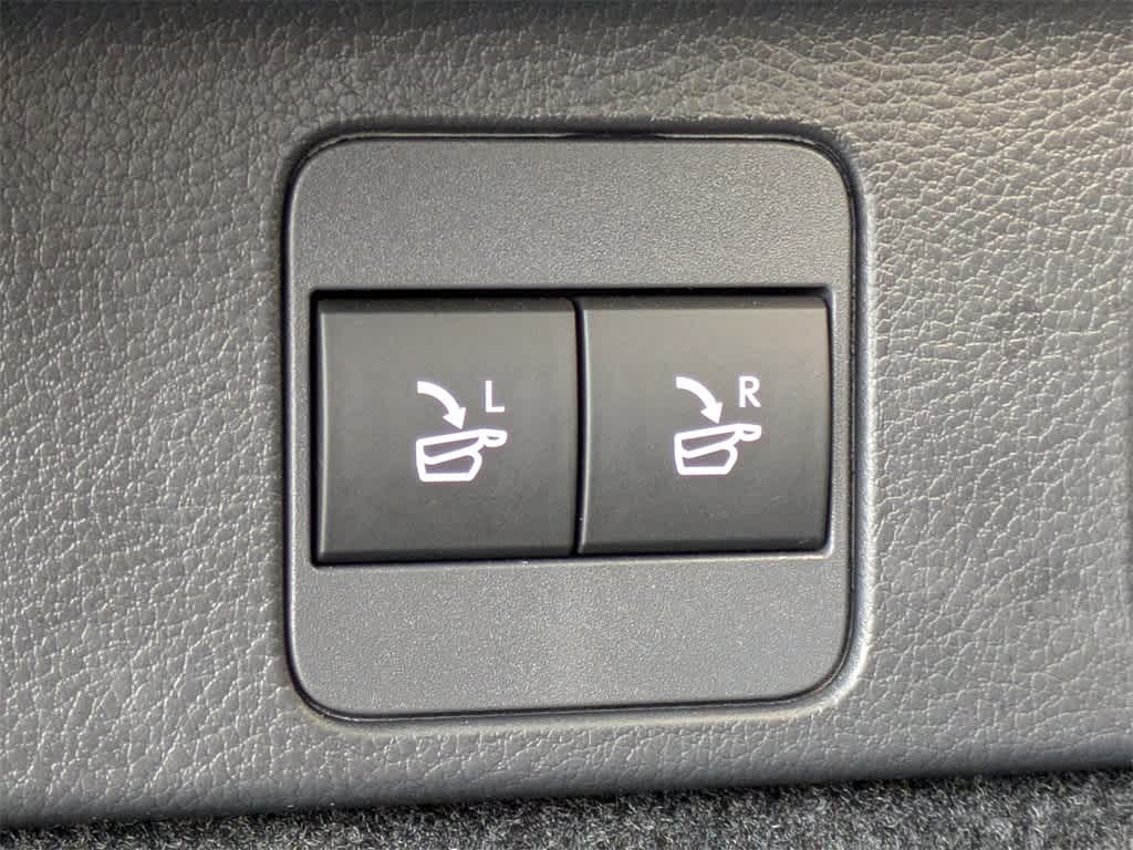 Thumbnail: 2025 Lexus RX - 14