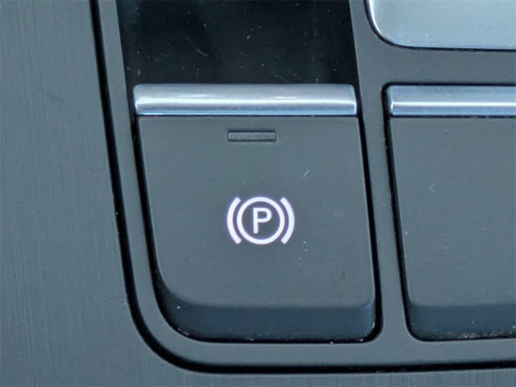 Thumbnail: 2018 Audi Q5 - 32