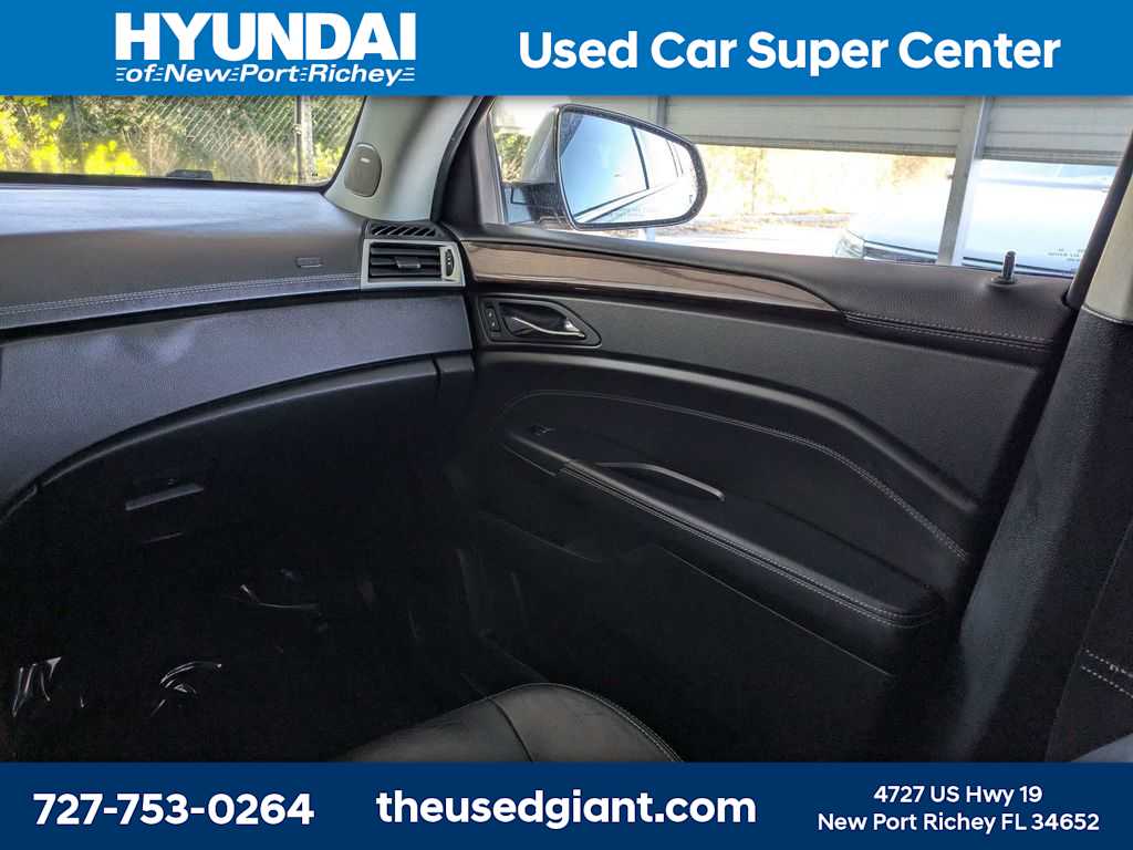 Thumbnail: 2015 Cadillac SRX - 20