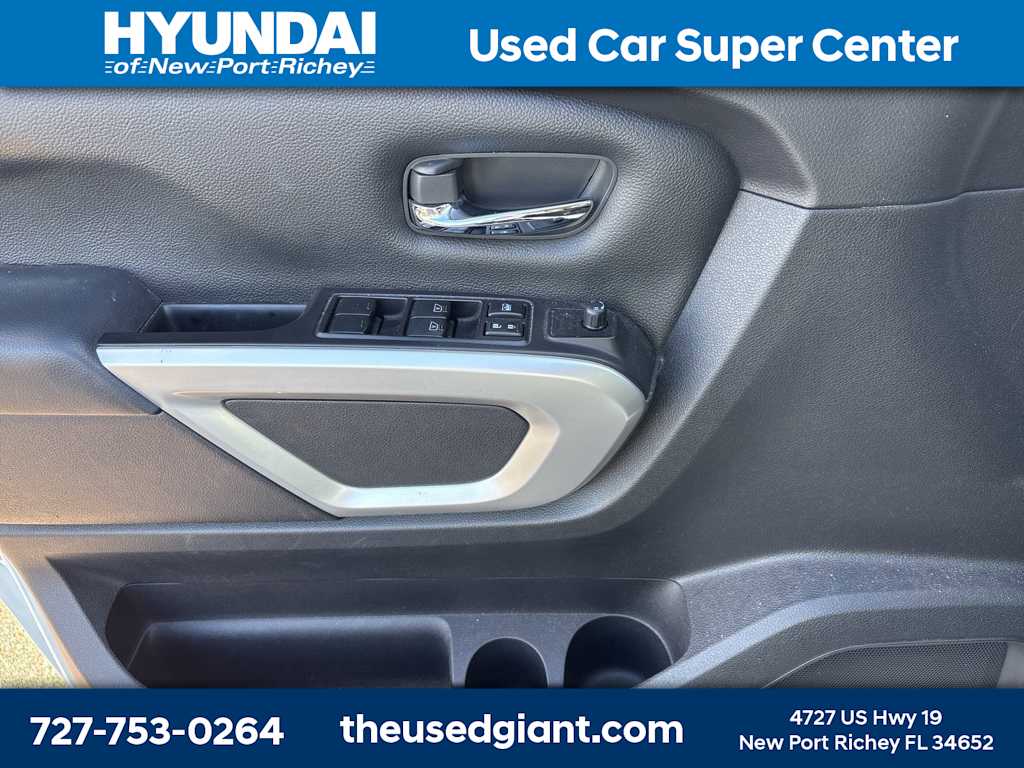 Thumbnail: 2021 Nissan Titan - 11