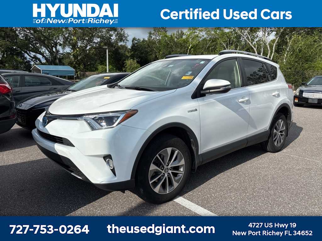 2018 Toyota RAV4 XLE Hero Image