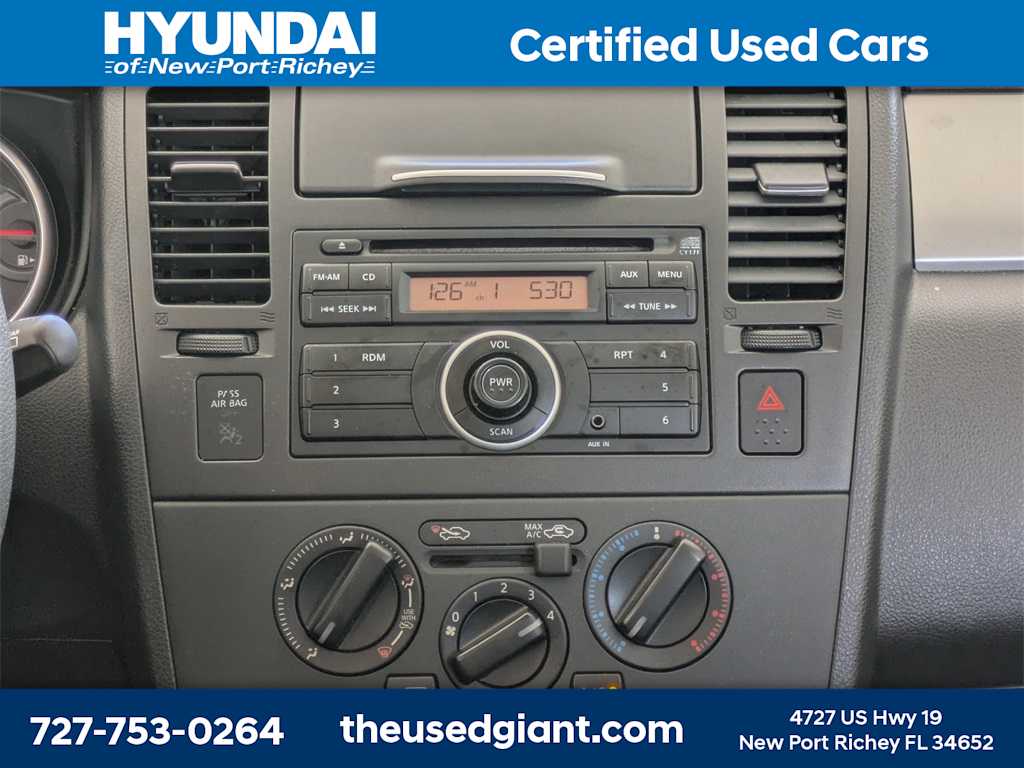 Thumbnail: 2012 Nissan Versa - 18