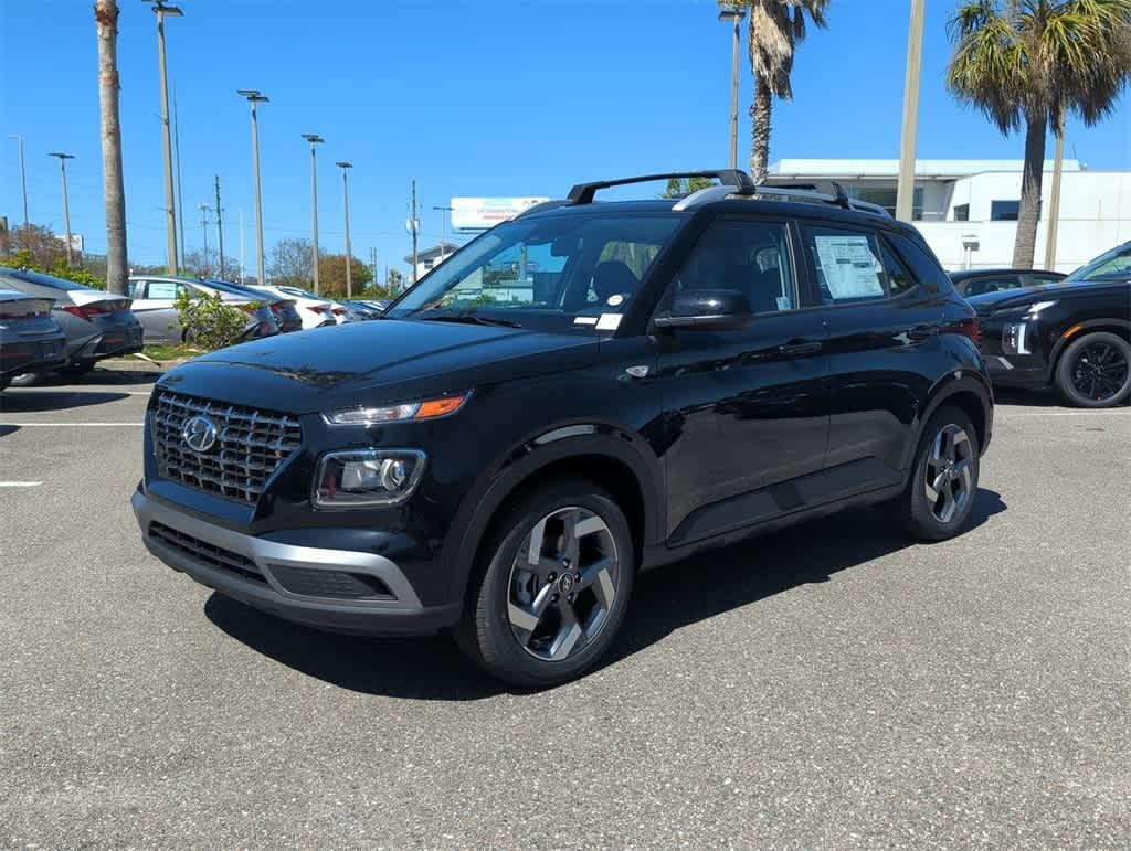 New 2025 Hyundai Venue SEL SUV