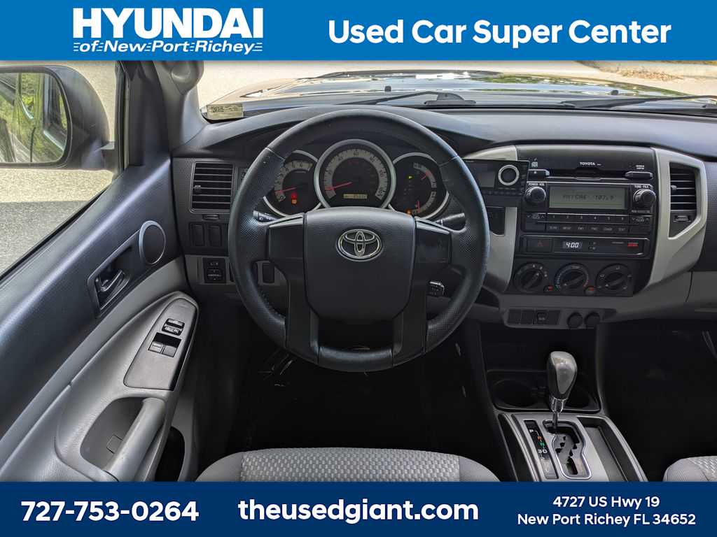 Thumbnail: 2012 Toyota Tacoma - 18