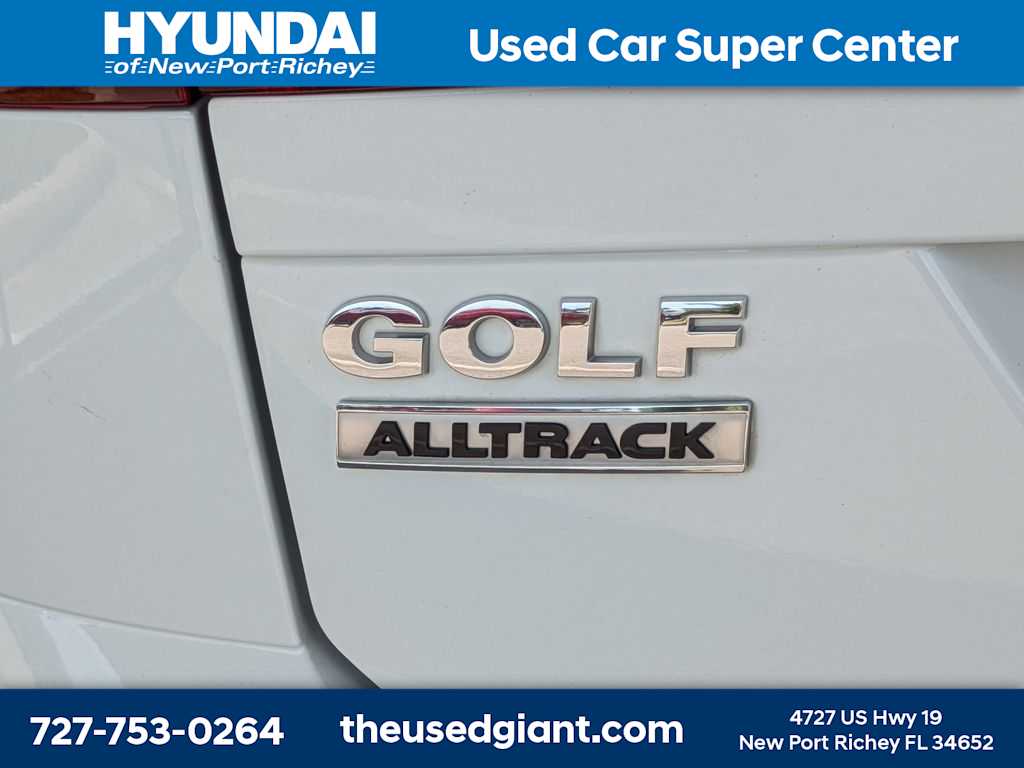 Thumbnail: 2017 Volkswagen Golf - 14