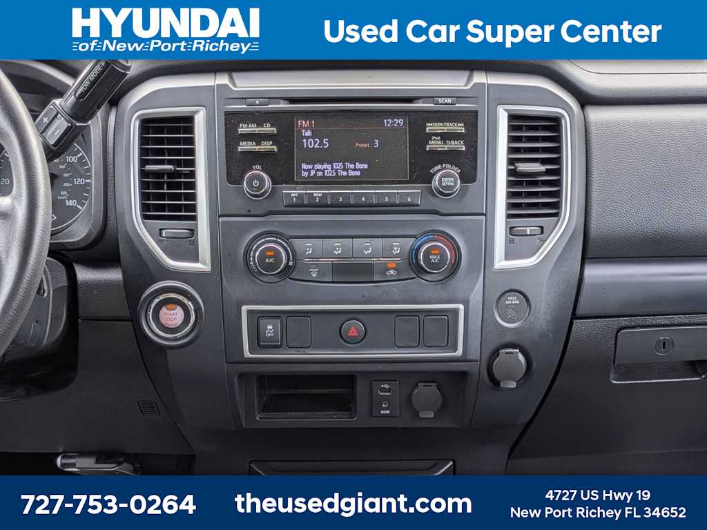 Thumbnail: 2018 Nissan Titan - 18