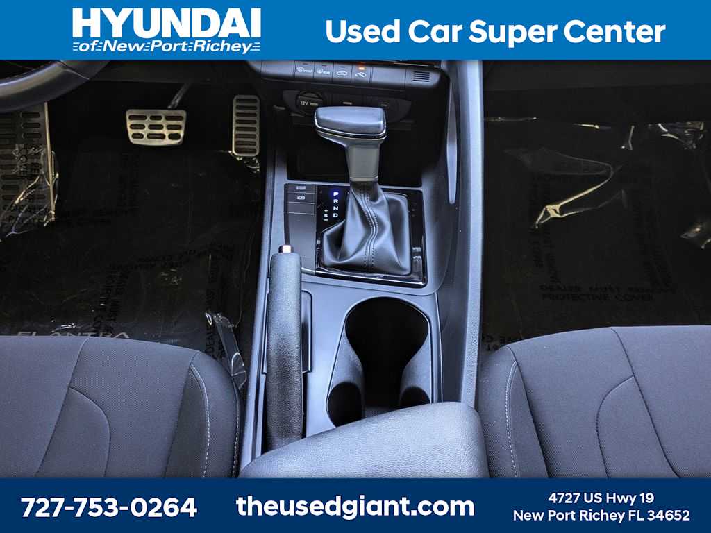 Thumbnail: 2025 Hyundai Elantra - 19
