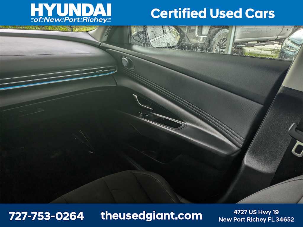 Thumbnail: 2024 Hyundai Elantra - 17