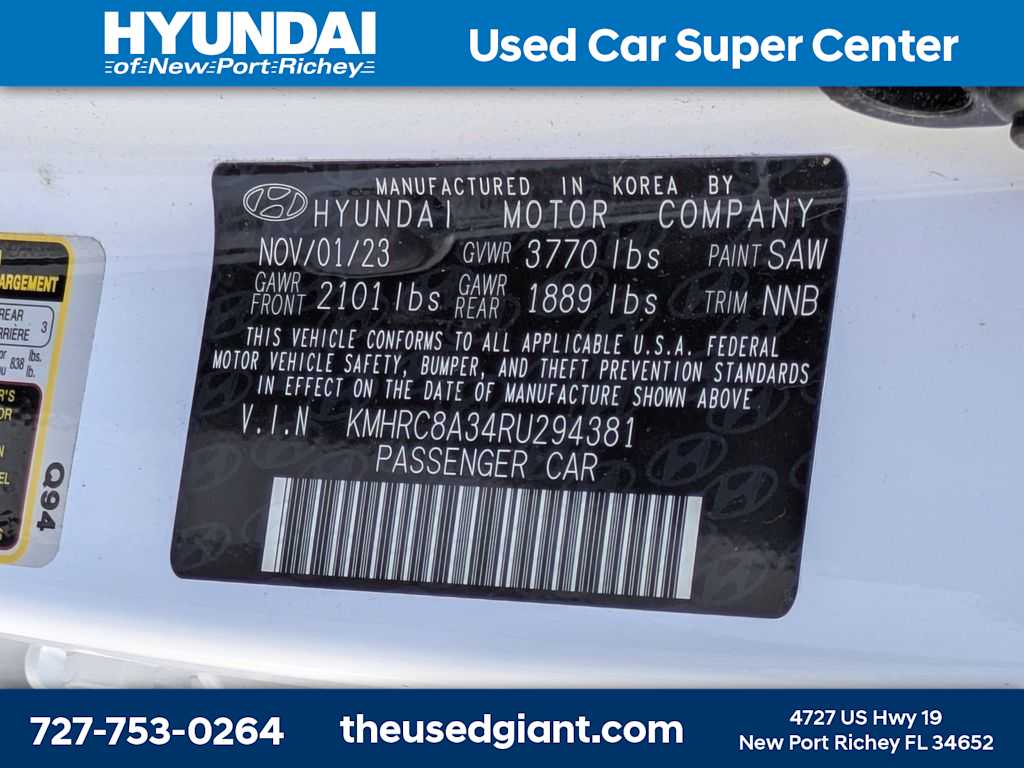 Thumbnail: 2024 Hyundai Venue - 33