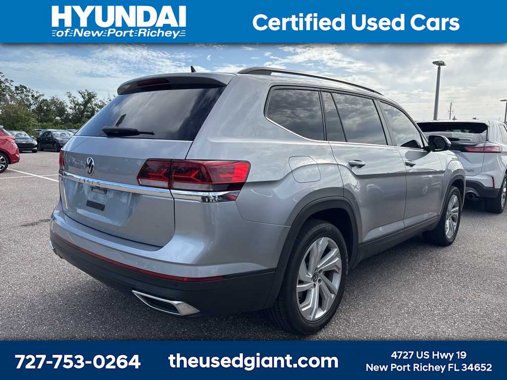 Thumbnail: 2021 Volkswagen Atlas - 3