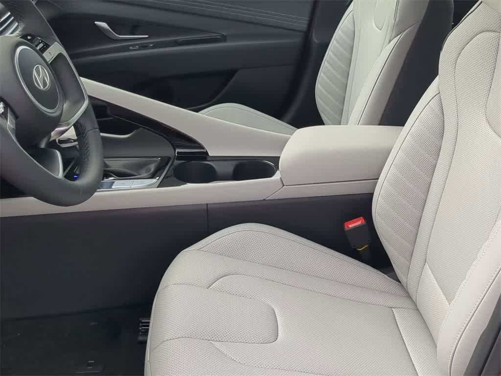 Thumbnail: 2026 Hyundai Elantra - 16