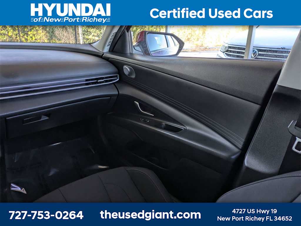 Thumbnail: 2023 Hyundai Elantra - 16