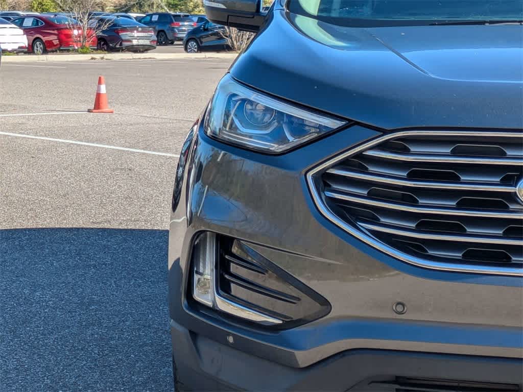 Thumbnail: 2020 Ford Edge - 9