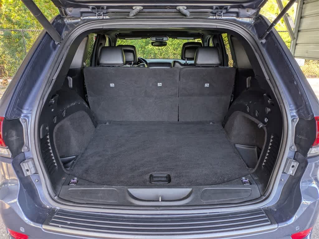 Thumbnail: 2020 Jeep Grand Cherokee - 12