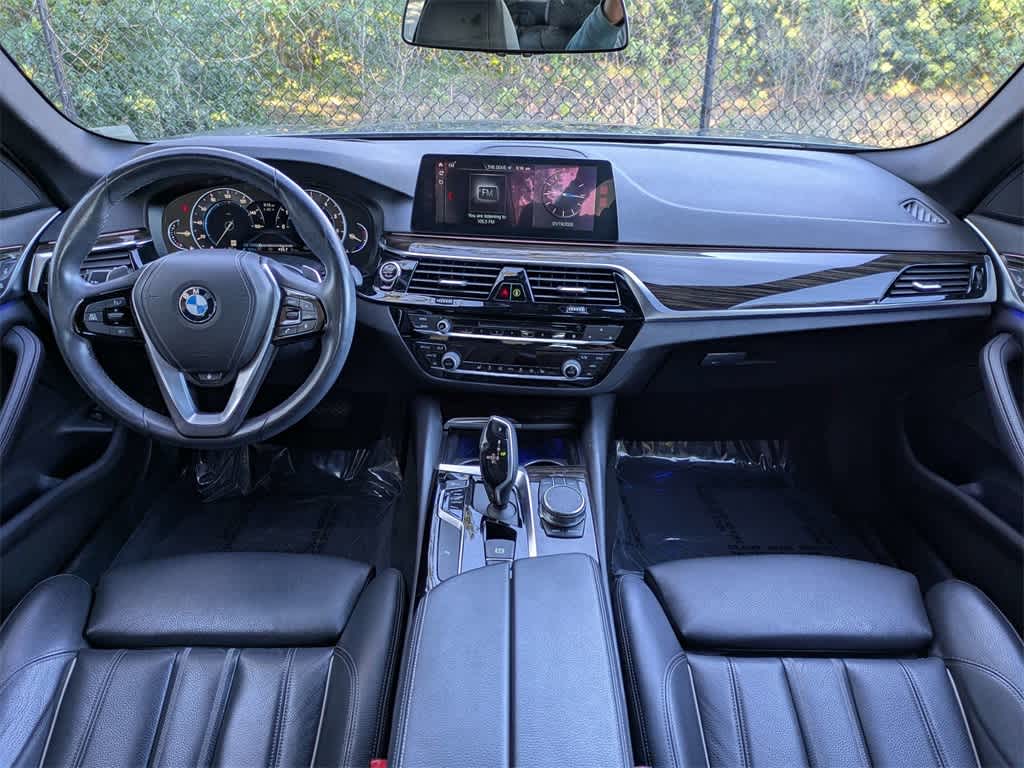 Thumbnail: 2018 BMW 5 Series - 16