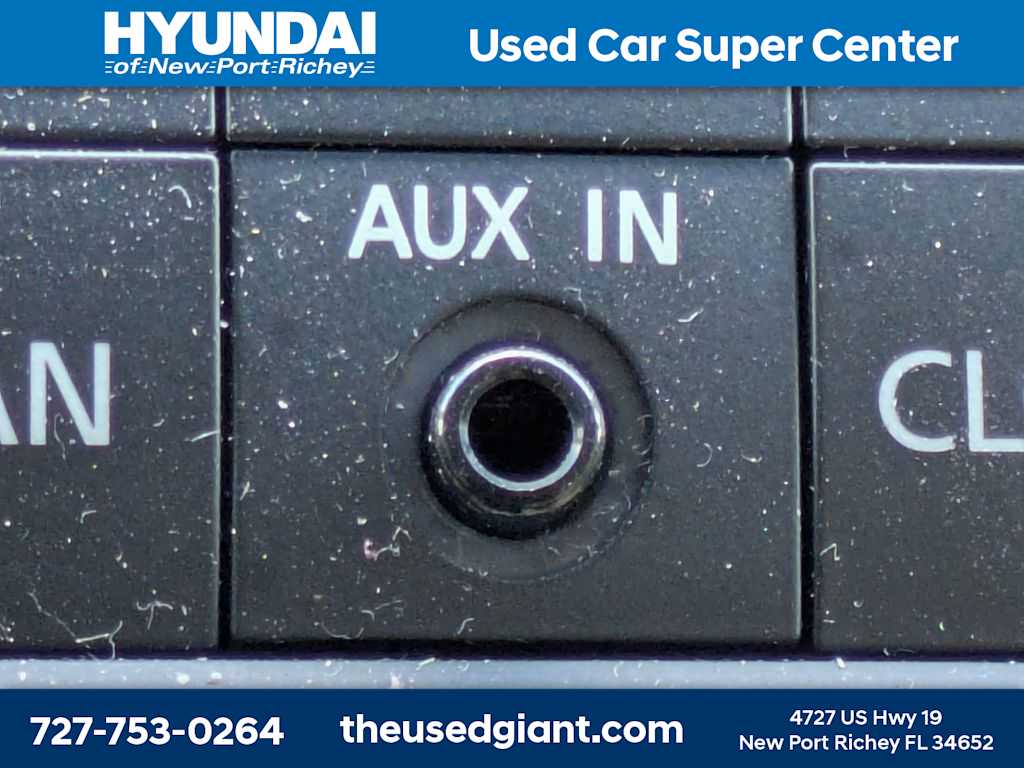 Thumbnail: 2011 Nissan Altima - 21