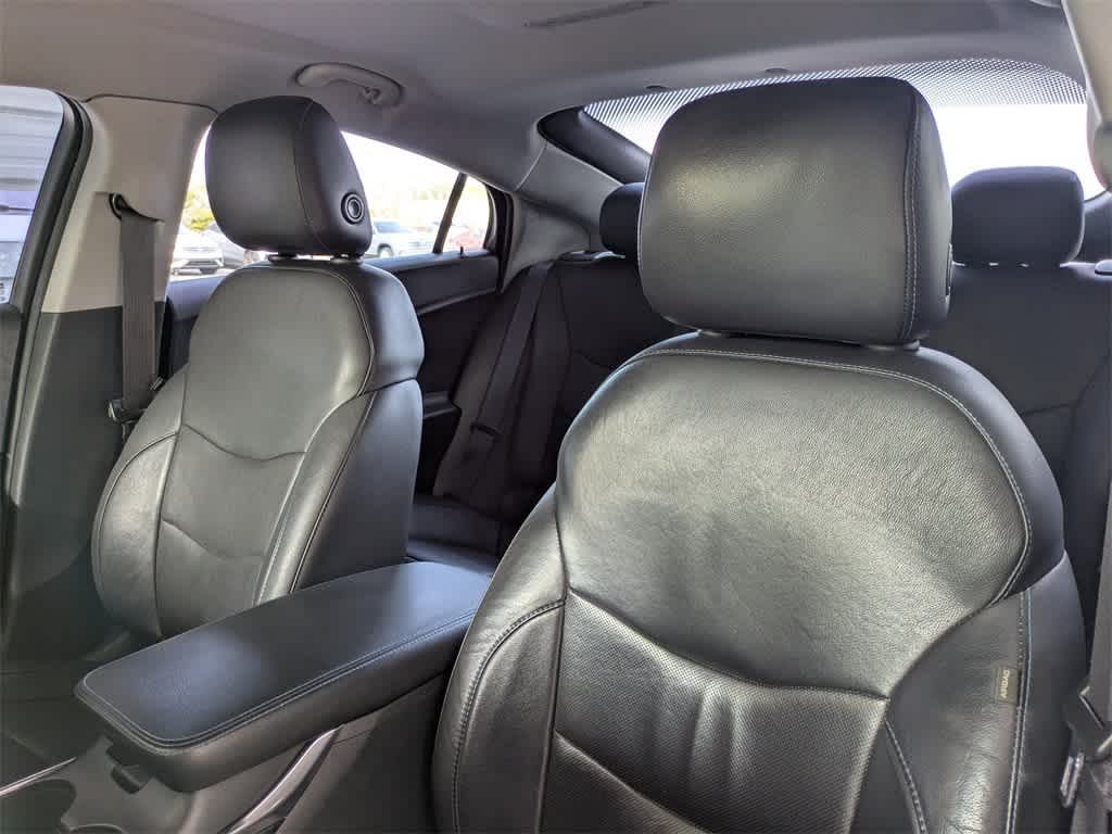 Thumbnail: 2017 Chevrolet Volt - 7