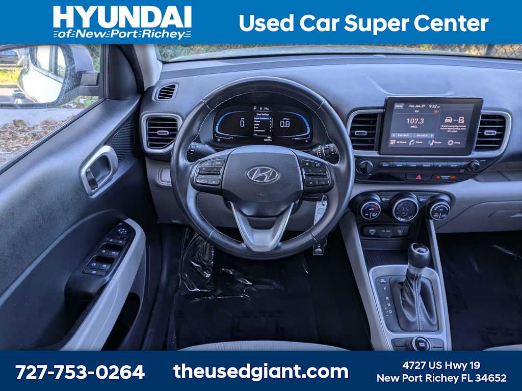 Thumbnail: 2023 Hyundai Venue - 16
