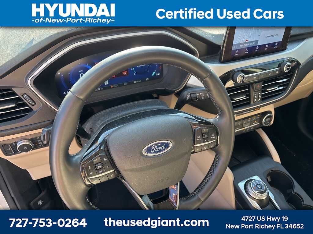 Thumbnail: 2021 Ford Escape - 12